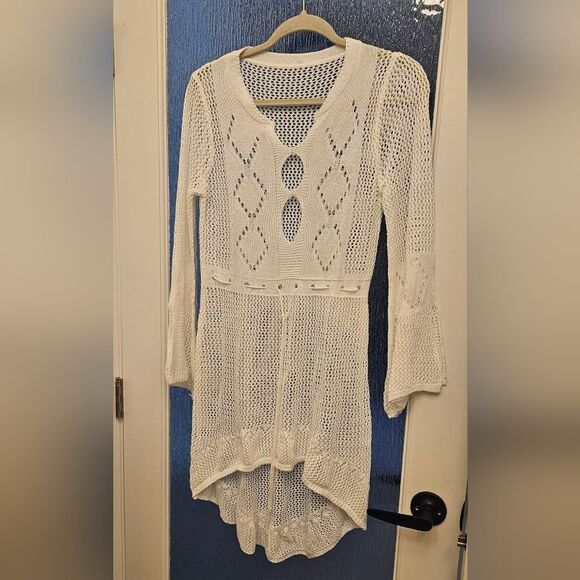 White crochet dress/ cover up - Picture 3 of 3